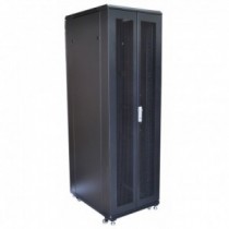 Gabinete Autosoportado Negro Armable 42U 600x600 ATC